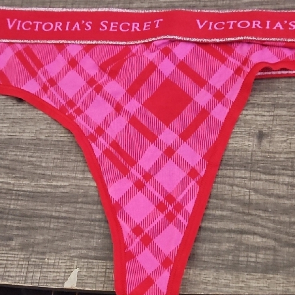 Victoria's Secret Thong/String Plaid Underwear in Red and Pink - Picture 2 of 5